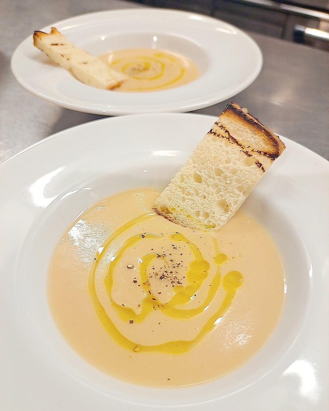 イタリア産白いんげん豆のスープ