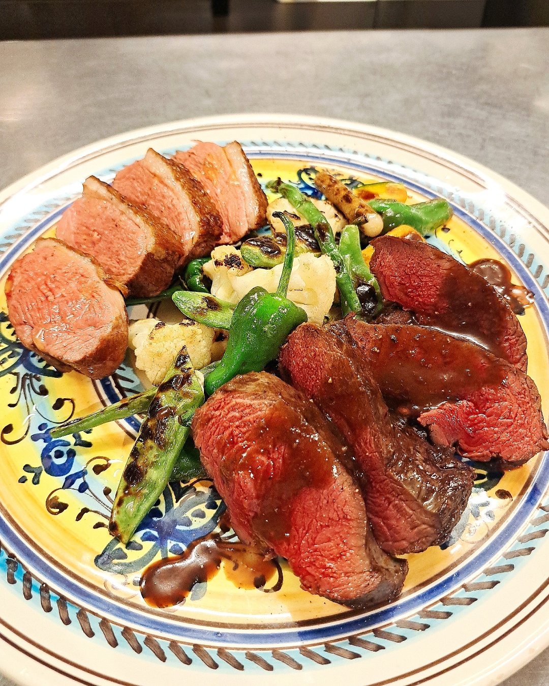 Tボーンステーキだけじゃない！  サントスピリトのお肉たち🦆🦌🐖🐃