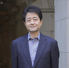 設楽先生 近影.jpg