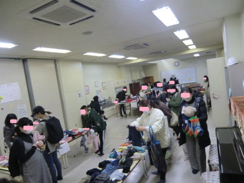 20241128_おさがりマルシェ.JPG