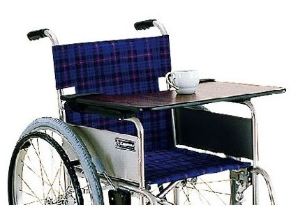 車いす用テーブル