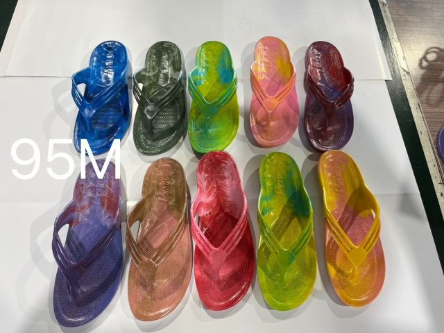 製品生産色替え時にできる偶発的にできるカラーマーブル