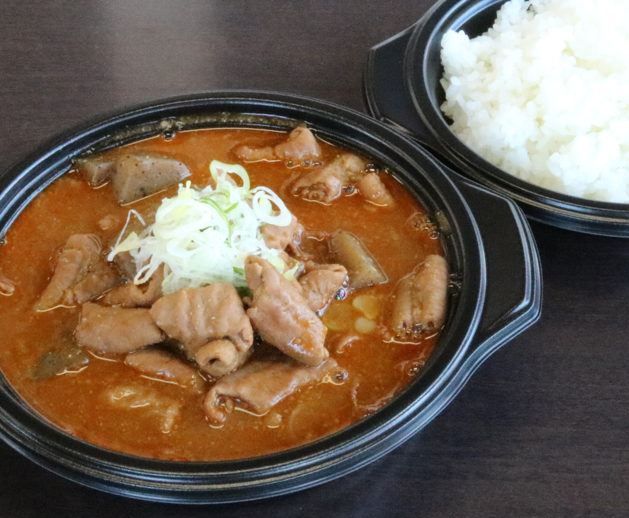 もつ煮弁当 みやまる 宇都宮のからあげ もつ煮専門店