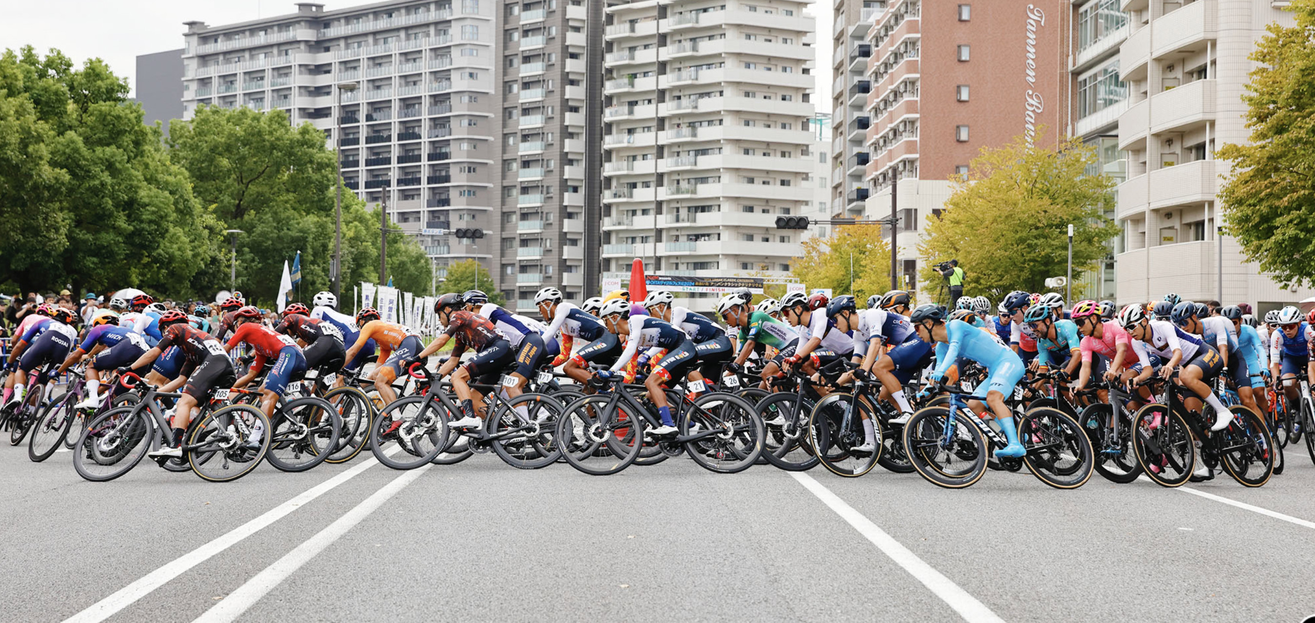 大分で世界を体感！自転車競技の祭典「ＯＩＴＡサイクルフェス！！！２０２５」が10/４、10/５の両日開催します。