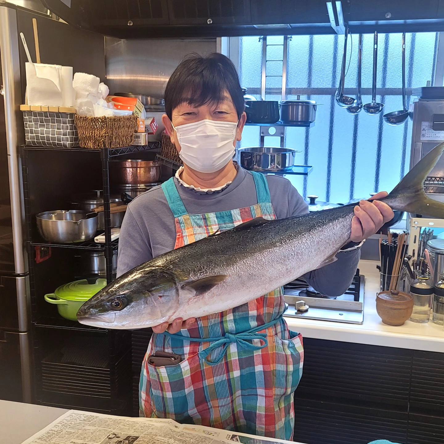 お魚さばきと旬をたのしむ食卓〈大型魚：わらさ〉