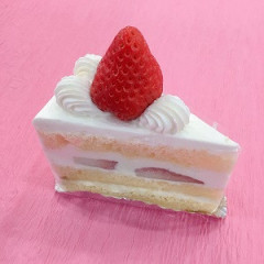 もう一つの苺ショートはあまおうのショートケーキ