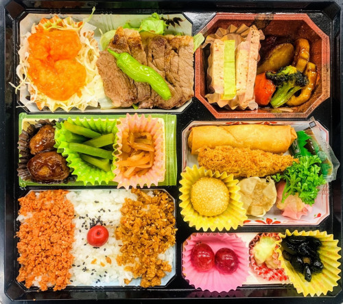 遊山年末弁当 (2).JPG