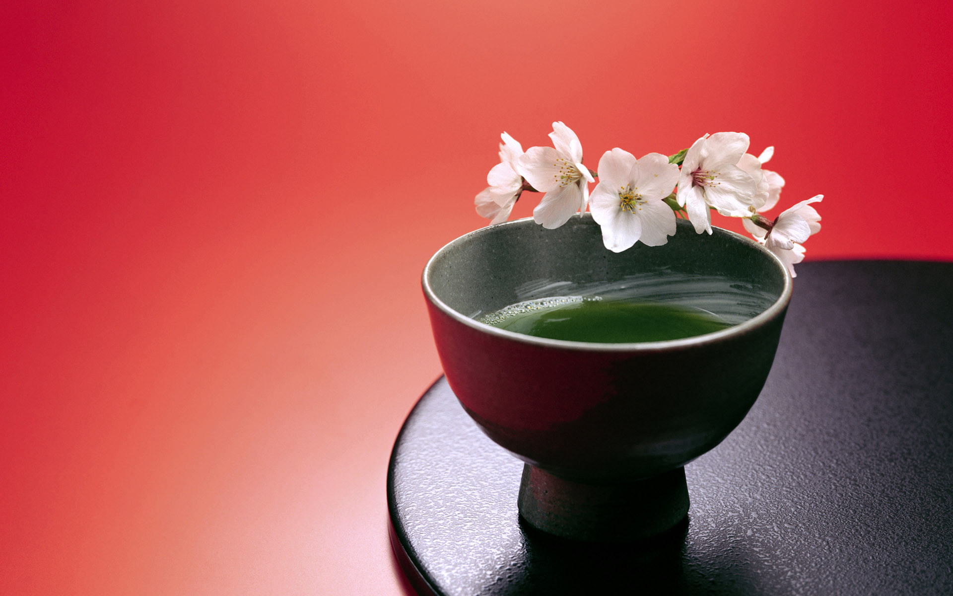 茶 道を楽しみ、たしなみ 『日本の美』を身近に 感じてみませんか。