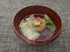 一の膳煮物椀・・蓮根しんじょ椀.JPEG