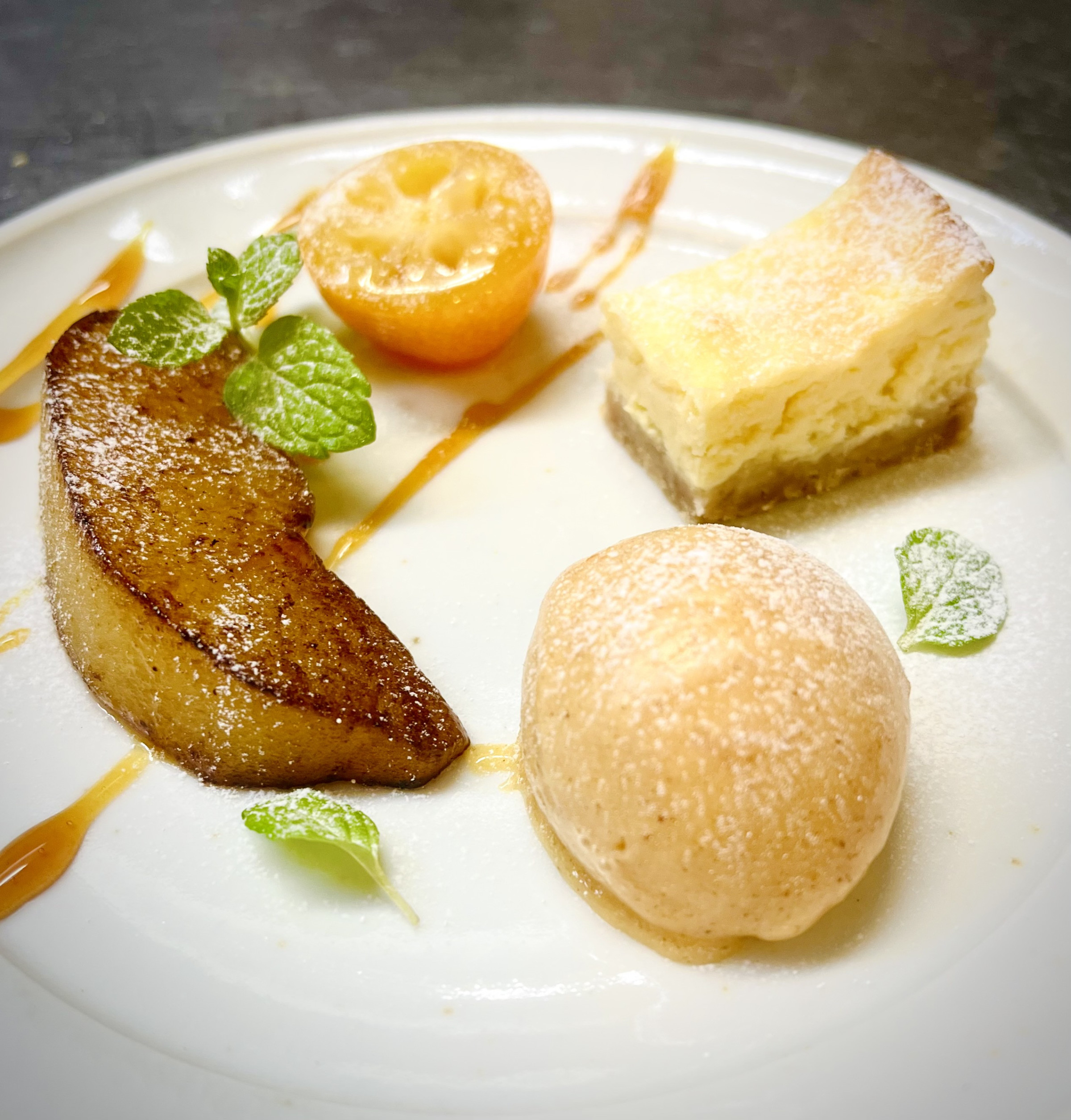 デザートの盛り合わせ