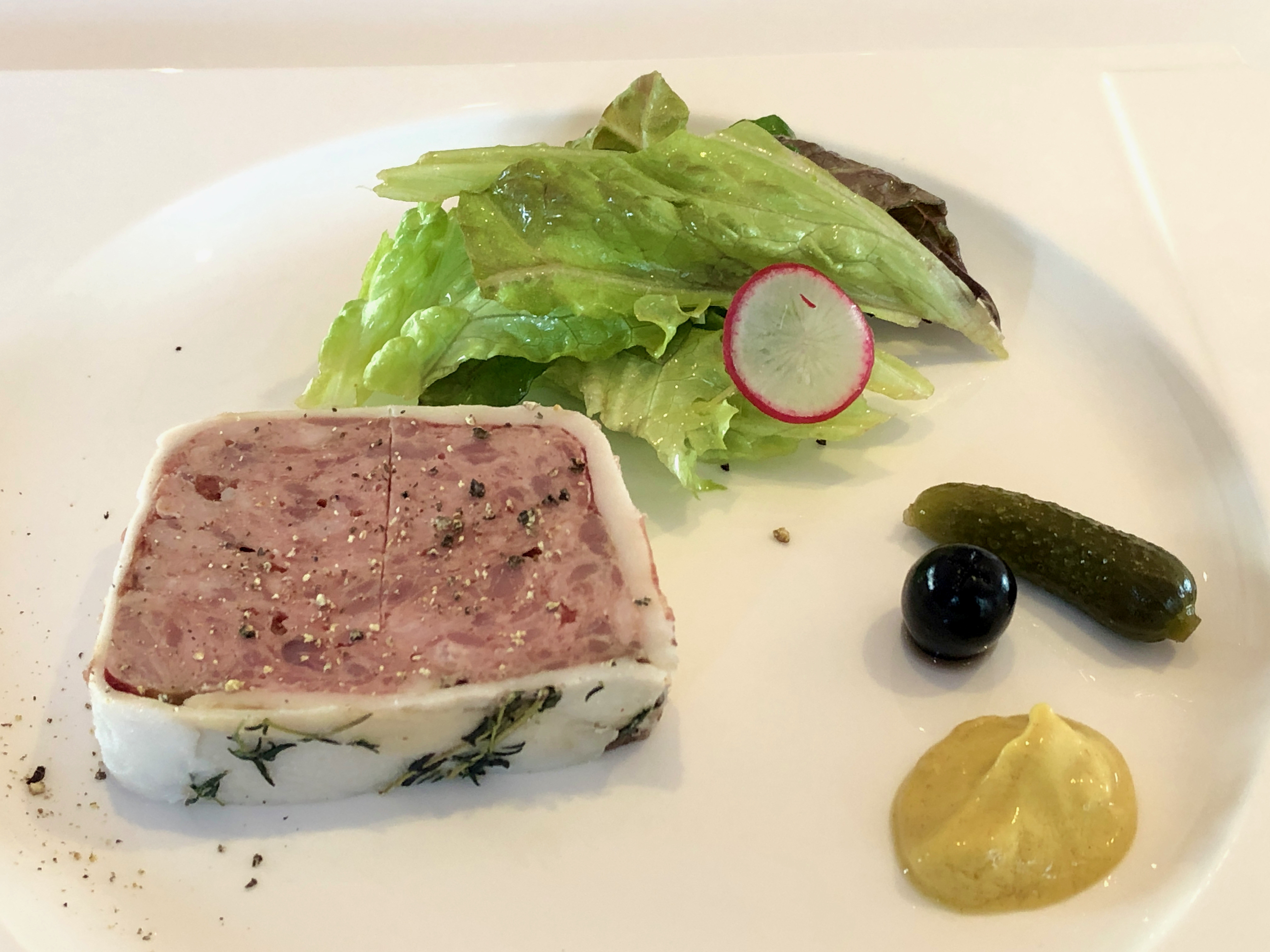 3月のビストロコースのご案内。（￥2420税込みパンとドリンク付き）