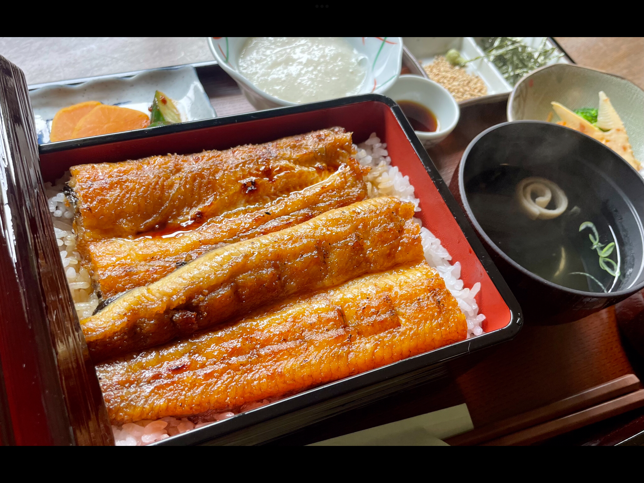 連休中の営業に関するお知らせ