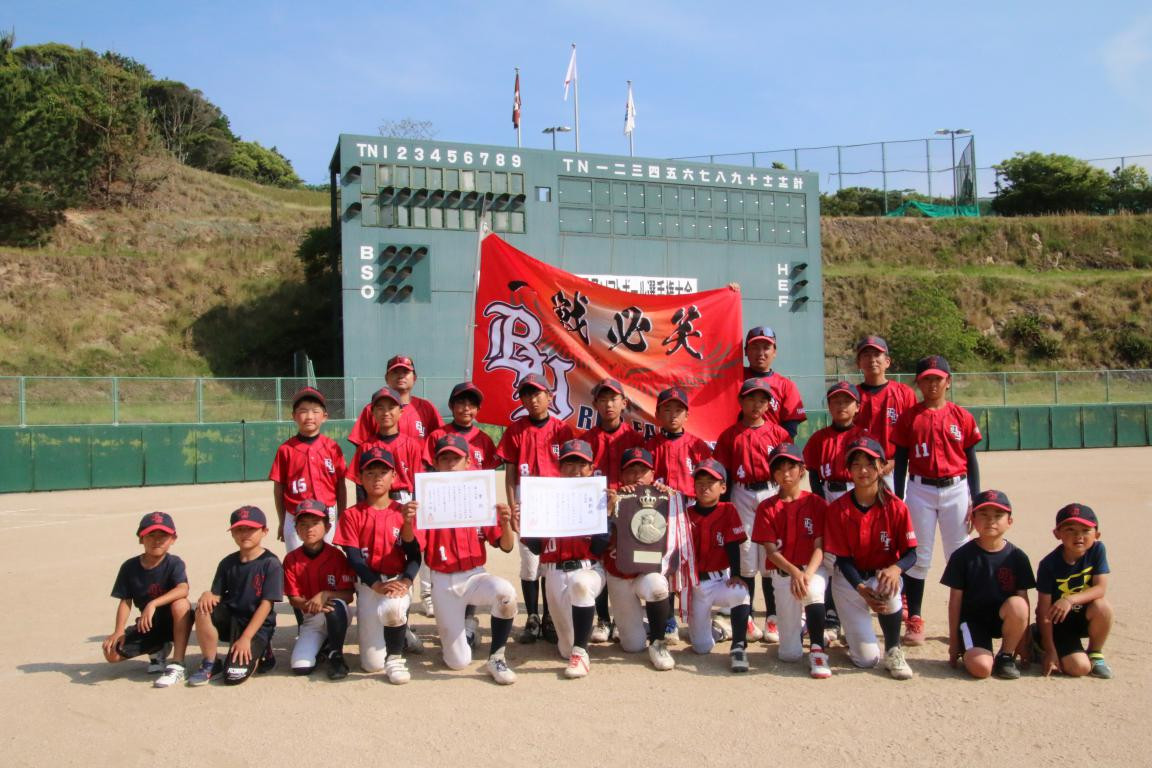 第47回山口県小学生ソフトボール選手権大会　準優勝のBYレッドファルコンズスポーツ少年団の選手のみなさん（R7.05.31～06.01 下関市）