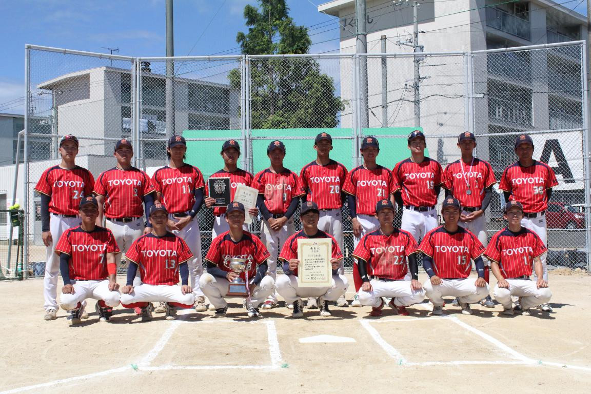 第65回全日本実業団男子ソフトボール選手権大会 準優勝のトヨタ自動車（愛知県）の選手のみなさん（R7.07.21 宇部市)