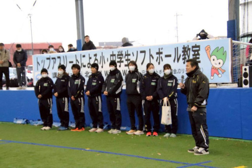 LINE_ALBUM_2025.12.13 ソフトボール教室_251214_2.jpg