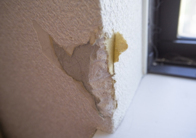 外壁塗装を塗り替えるタイミングを逃すとどうなる！？
