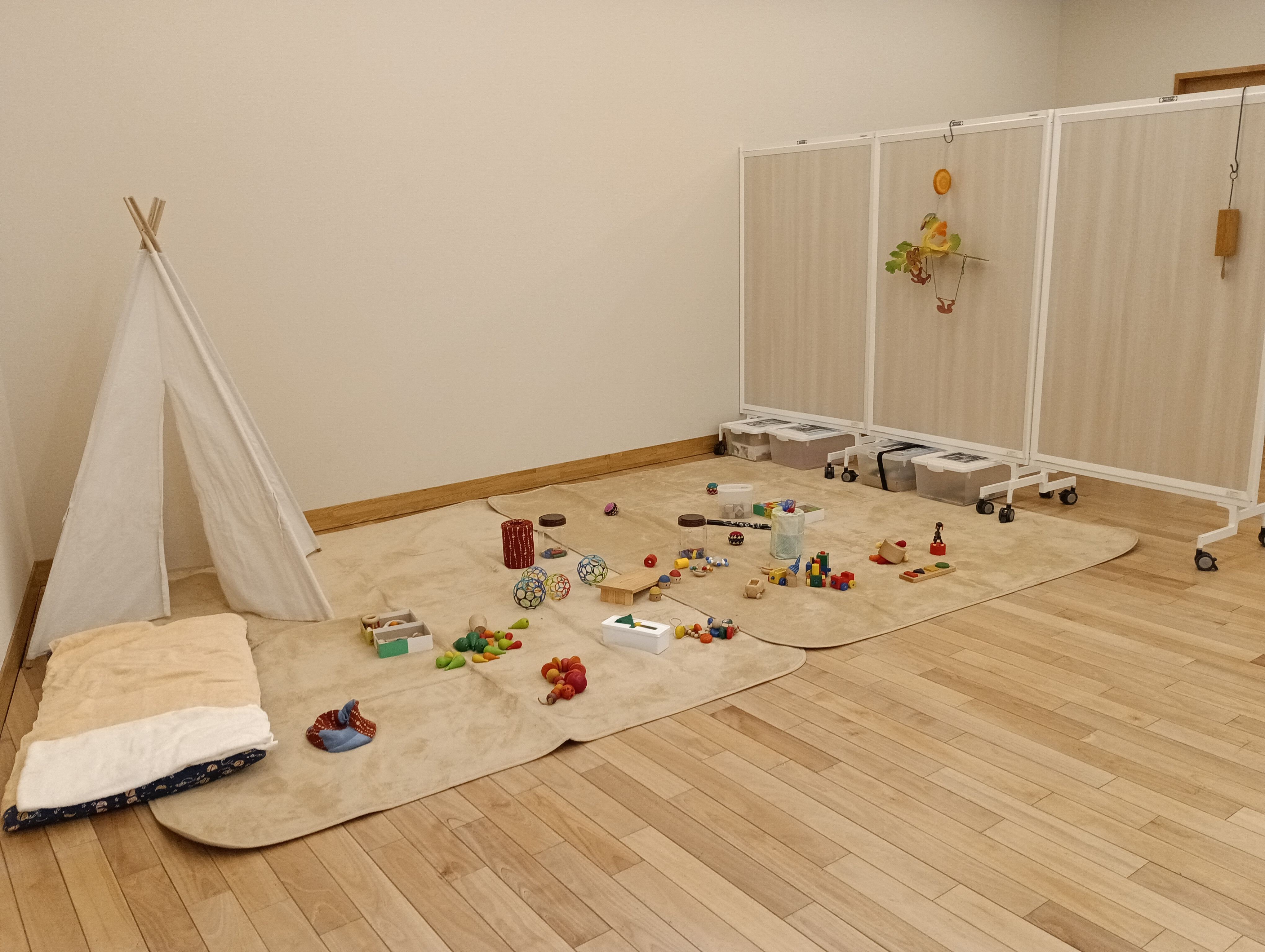 出張「かたかたことこと風のへや」　矢川の子がも食堂にお邪魔しました。