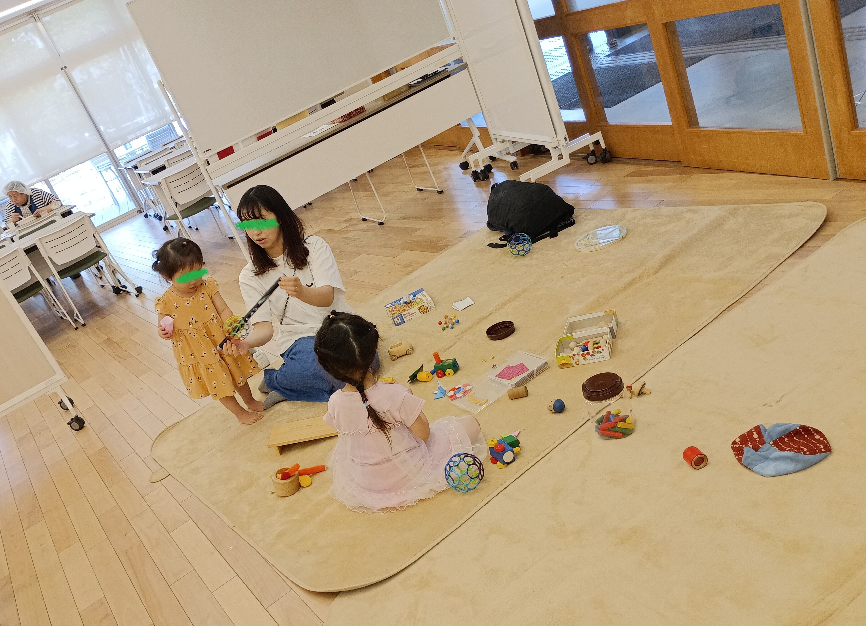 出張「かたかたことこと風のへや」　矢川の子がも食堂にお邪魔しました。