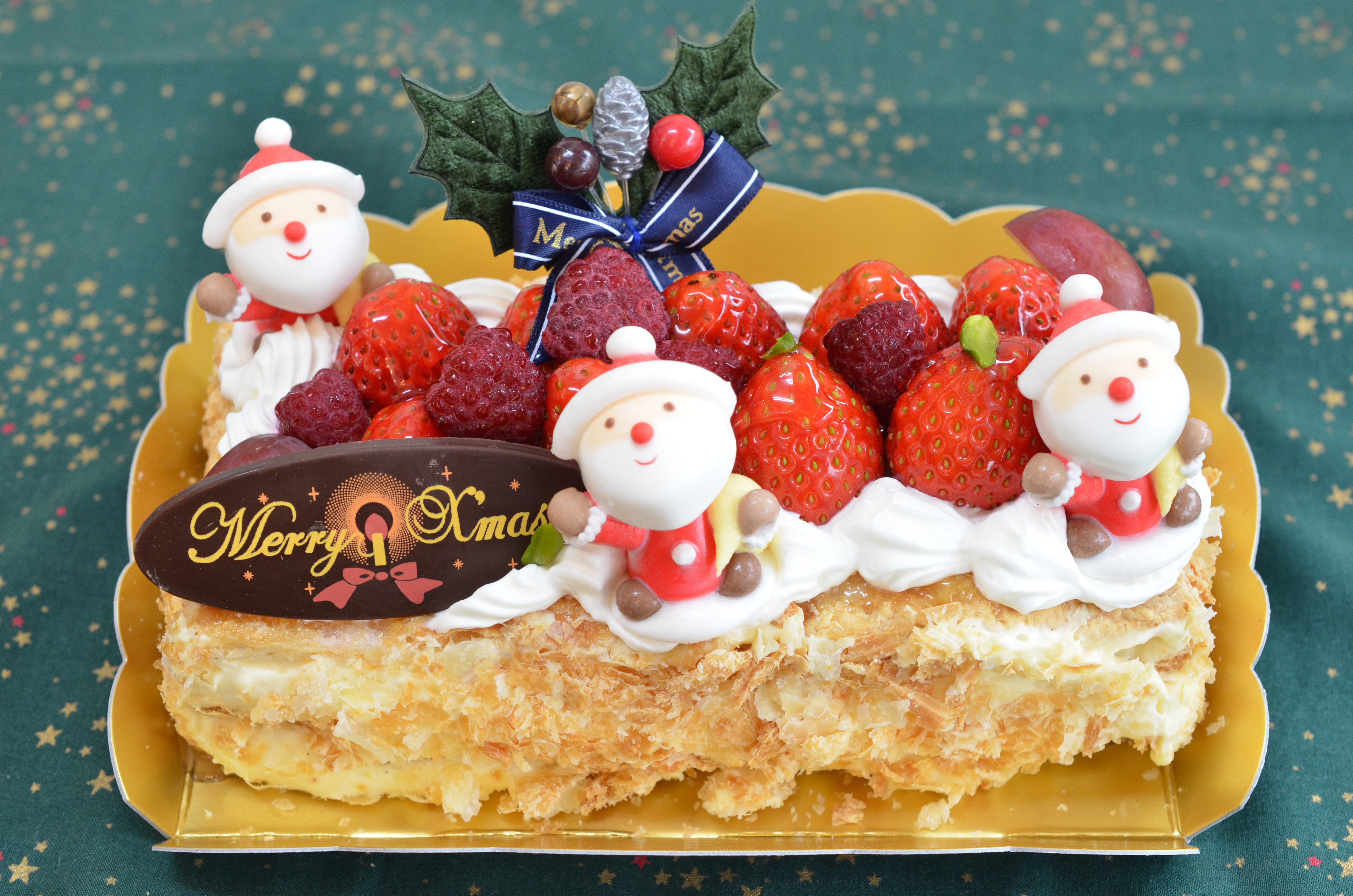 クリスマスケーキご予約中 フランス菓子 ダンファン