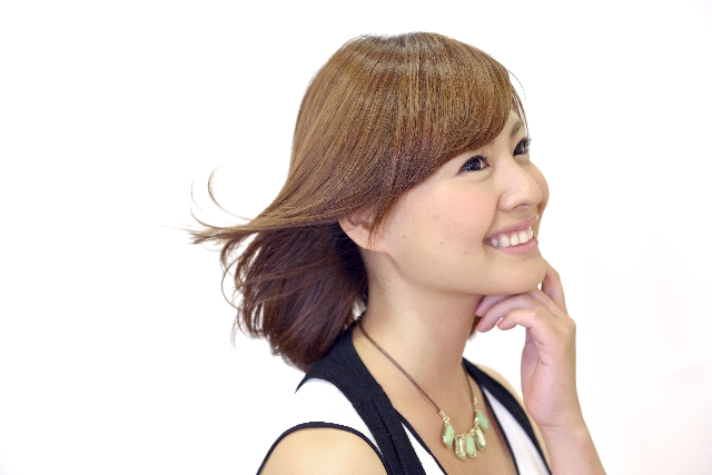 顔のしわのケアは【しわのびのび】の『ねこテープしわのびのび』にお任せ！安心のリフトアップ術