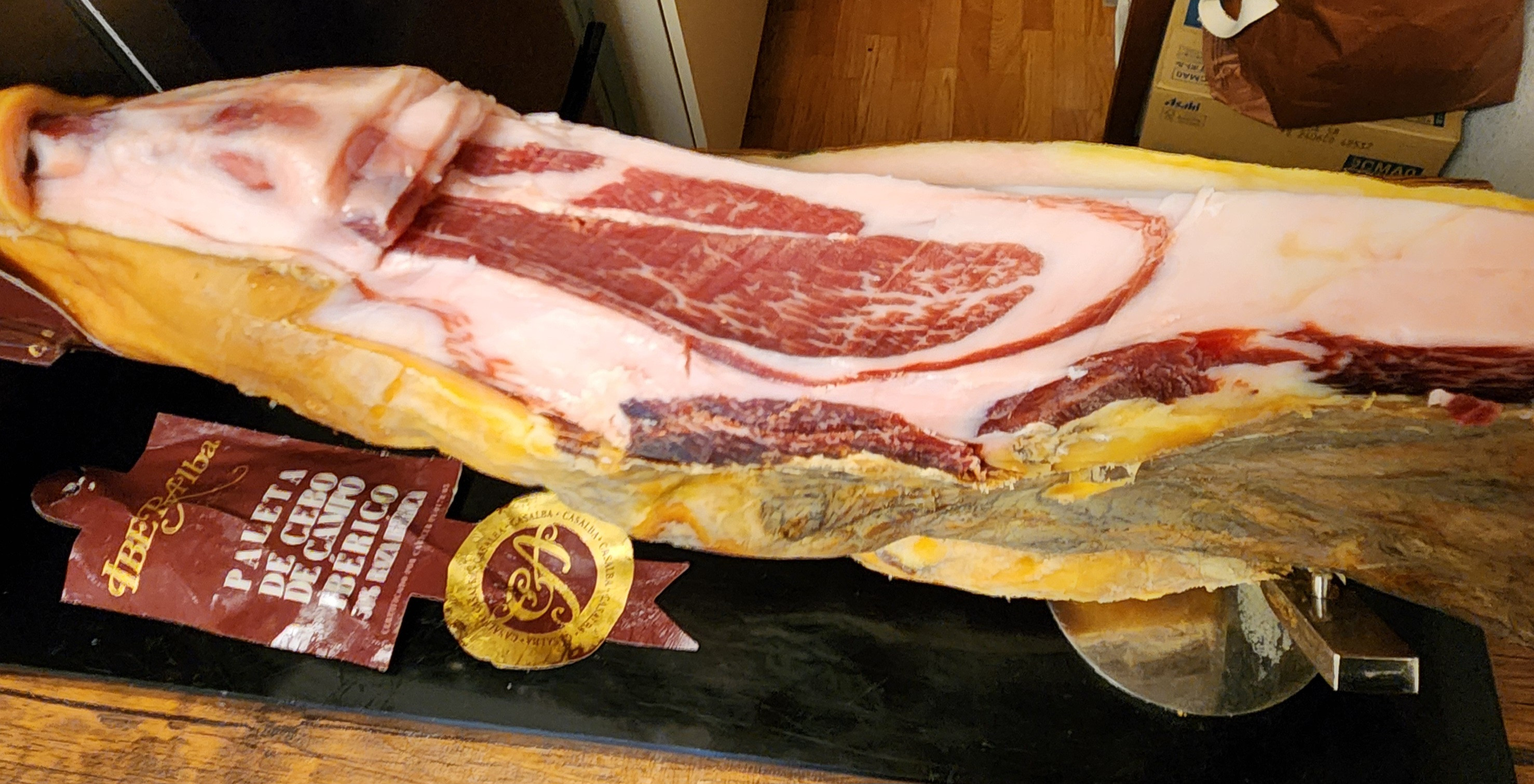 イベリコ豚生ハムの入荷について🍖🇪🇸