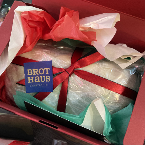 ブロートハオス新屋敷の人気商品シュトレン🪅入荷致しました