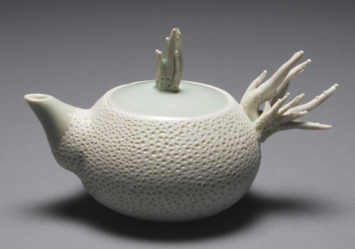 72From the series Pour the Ocean：Coral Teapot V.jpg