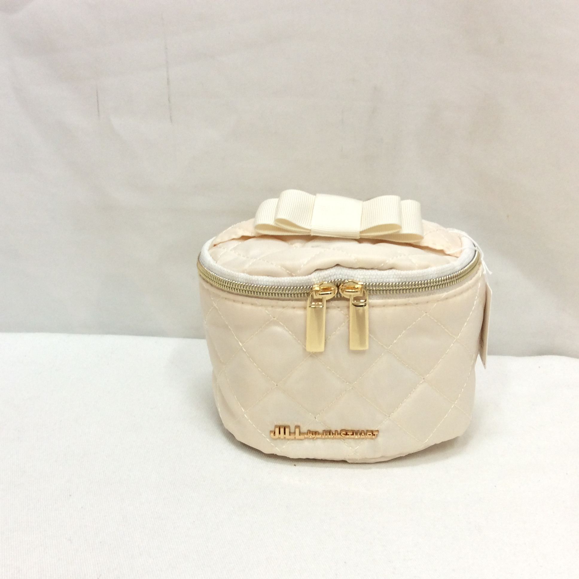 ジルスチュアート ポーチ  ホワイト