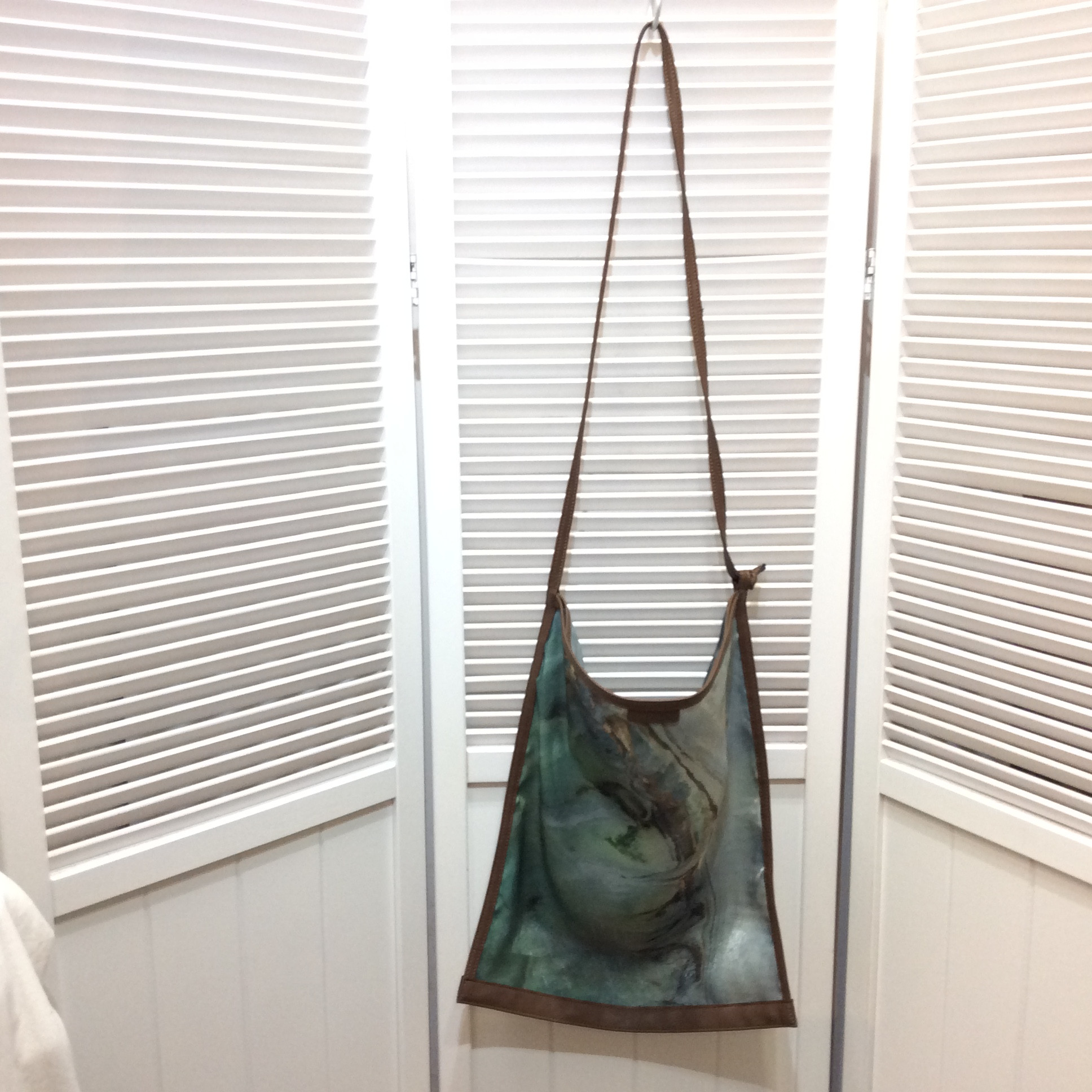 LE VERNIS シフォン ショルダーバッグ  