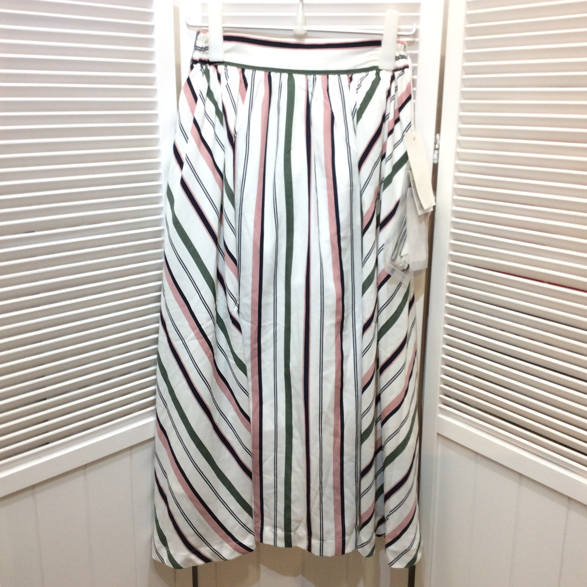 未使用☆n'Or LABEL ノアールレーベル レディース ロングスカート F フリーサイズ ホワイトストライプ ベルト付き 裾にシミあり