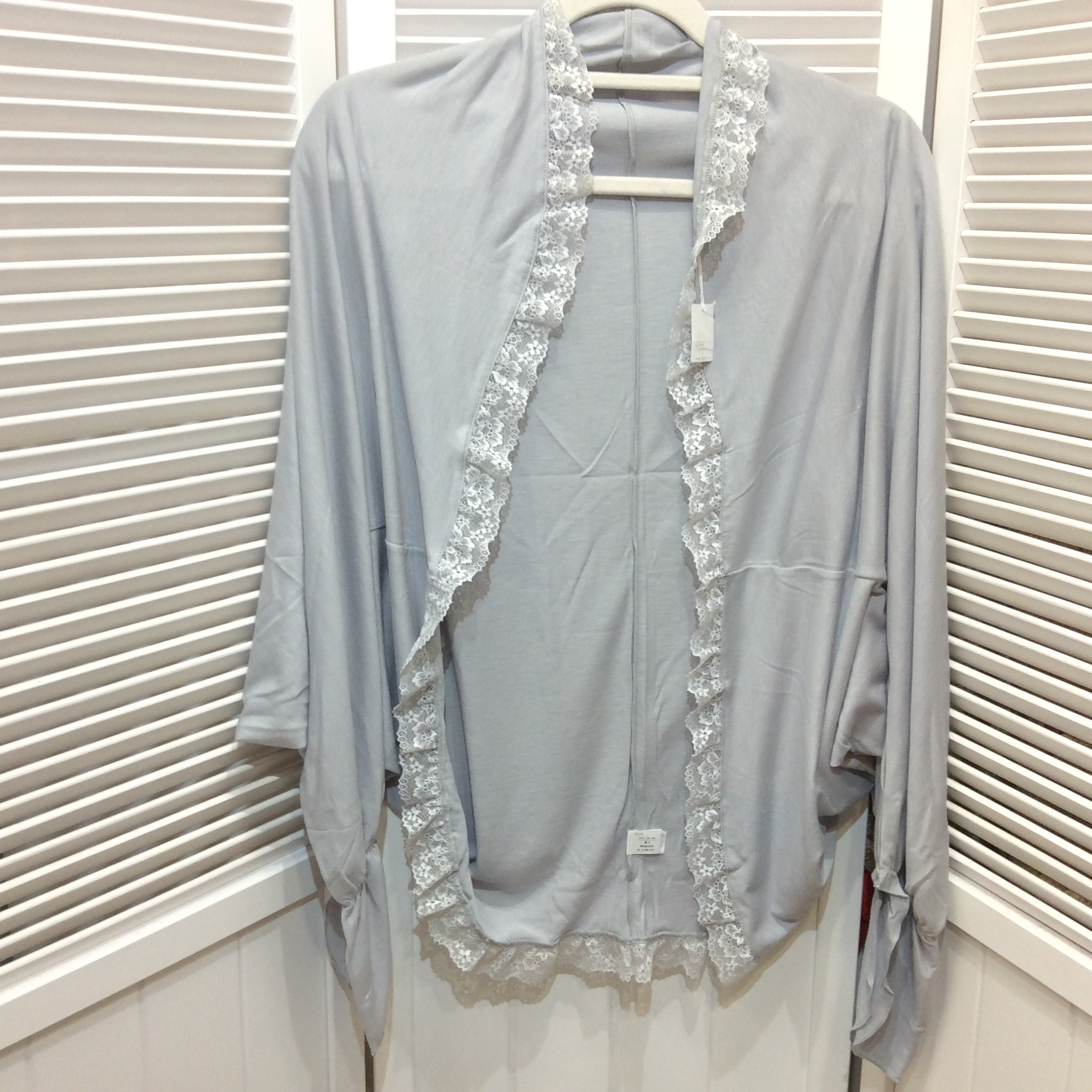 未使用 UVボレロ  M〜L  グレー／レース