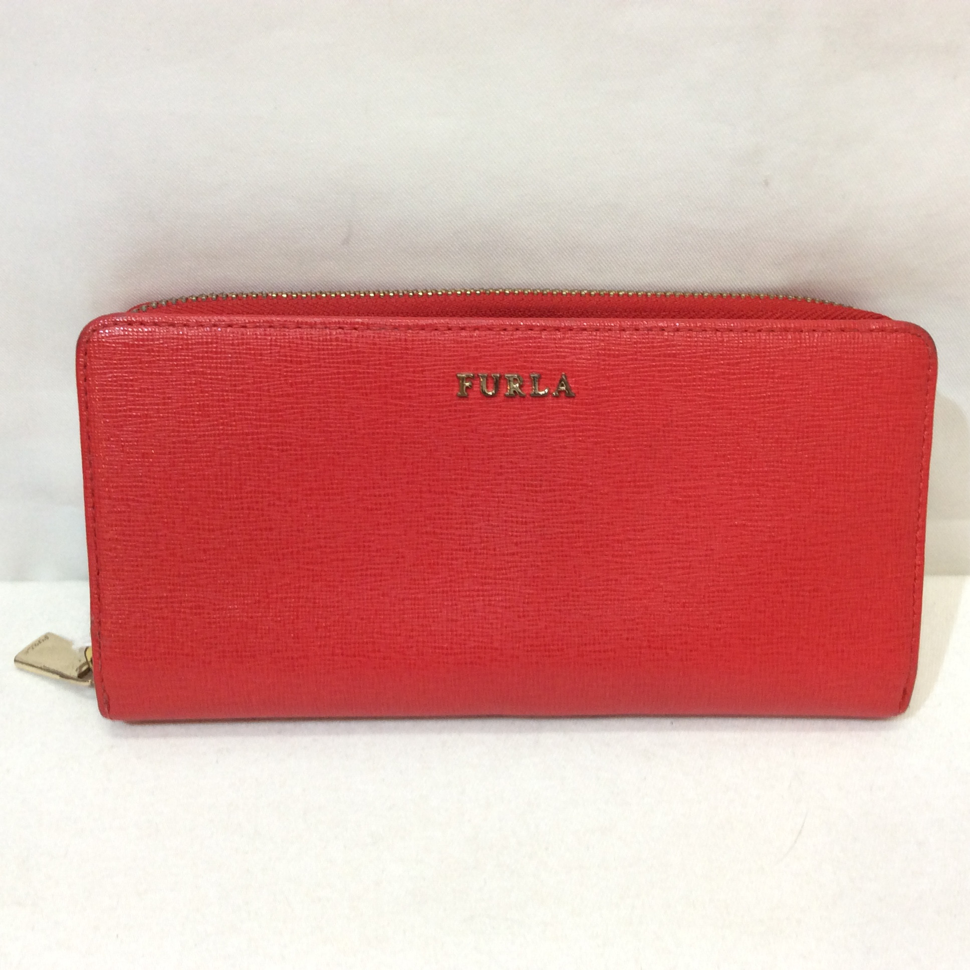 【値下げ】FURLA フルラ ラウンド式レザー長財布 レッド