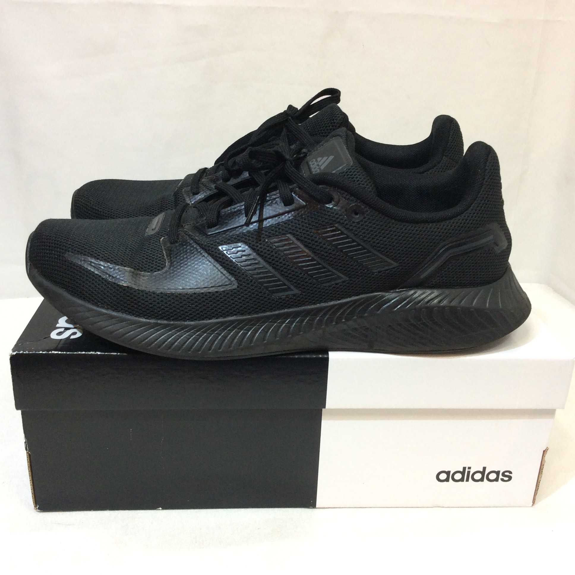 adidas アディダス メンズスニーカー 27cm ブラック 箱付 DA9853