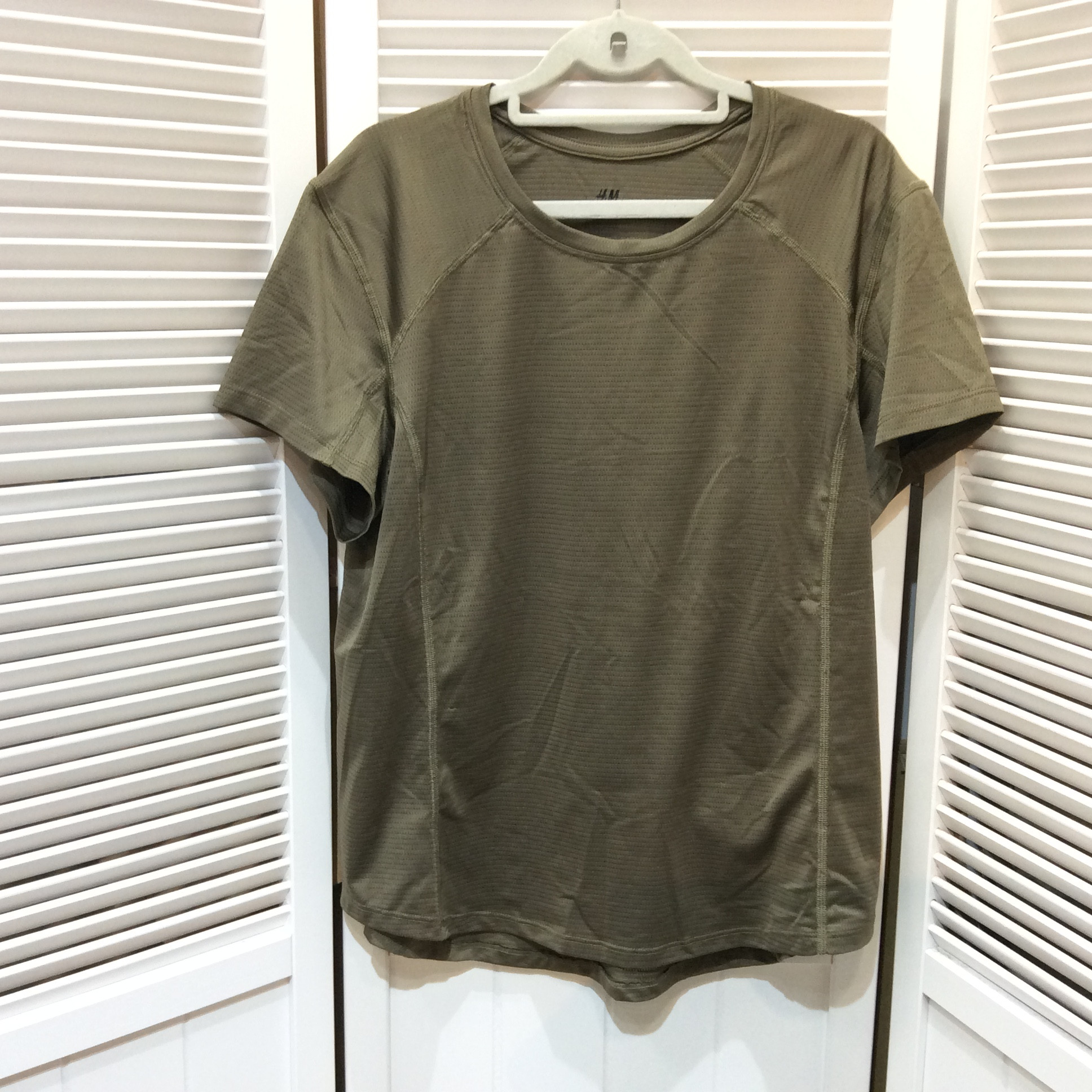 H＆M  スポーツTシャツ  L  カーキ