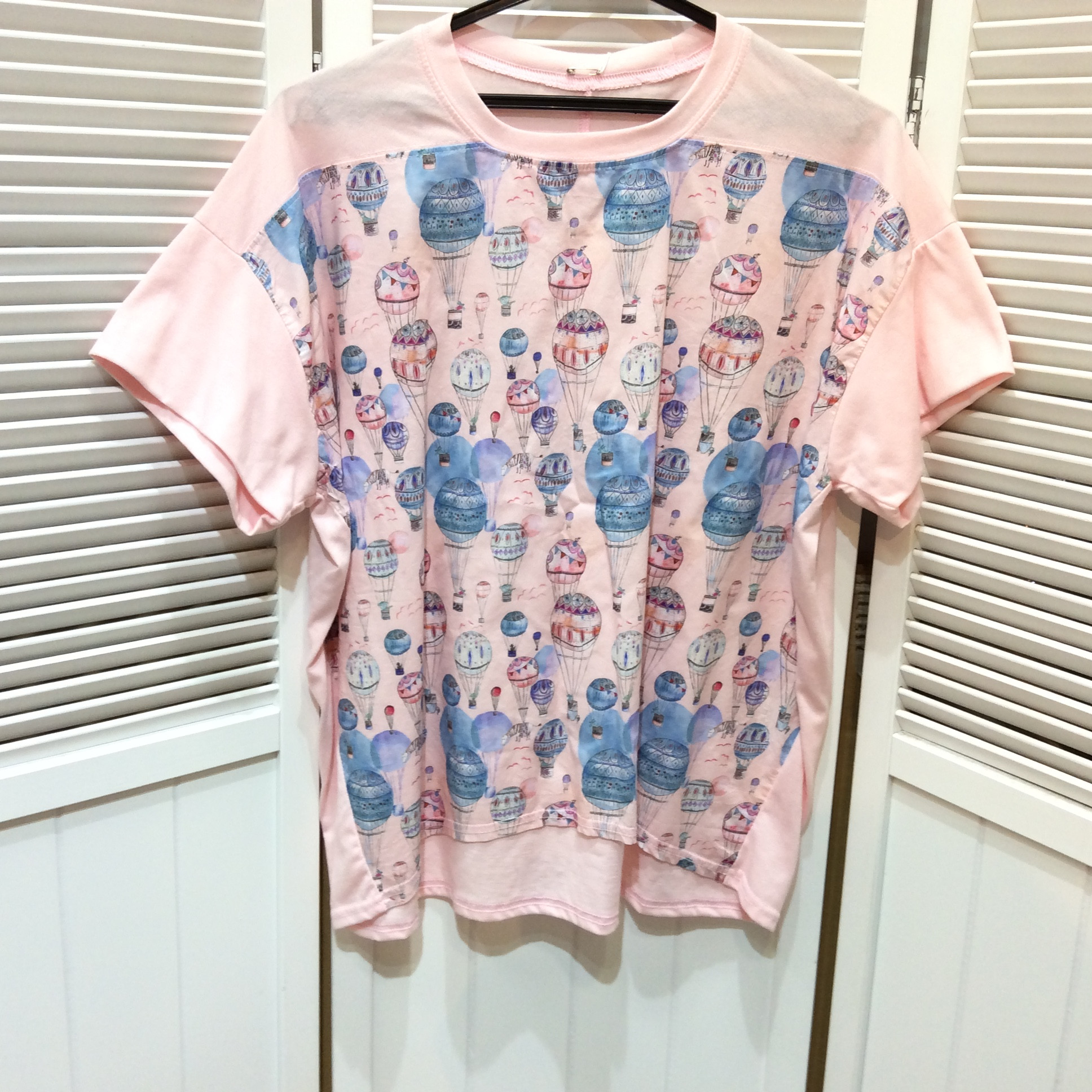 プリントTシャツ  M〜L  ピンク