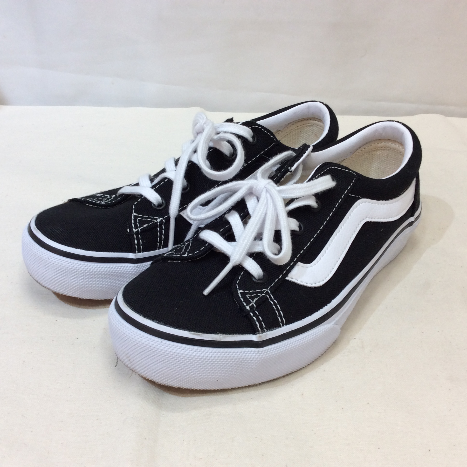 美品☆VANS スニーカー 22cm ブラック