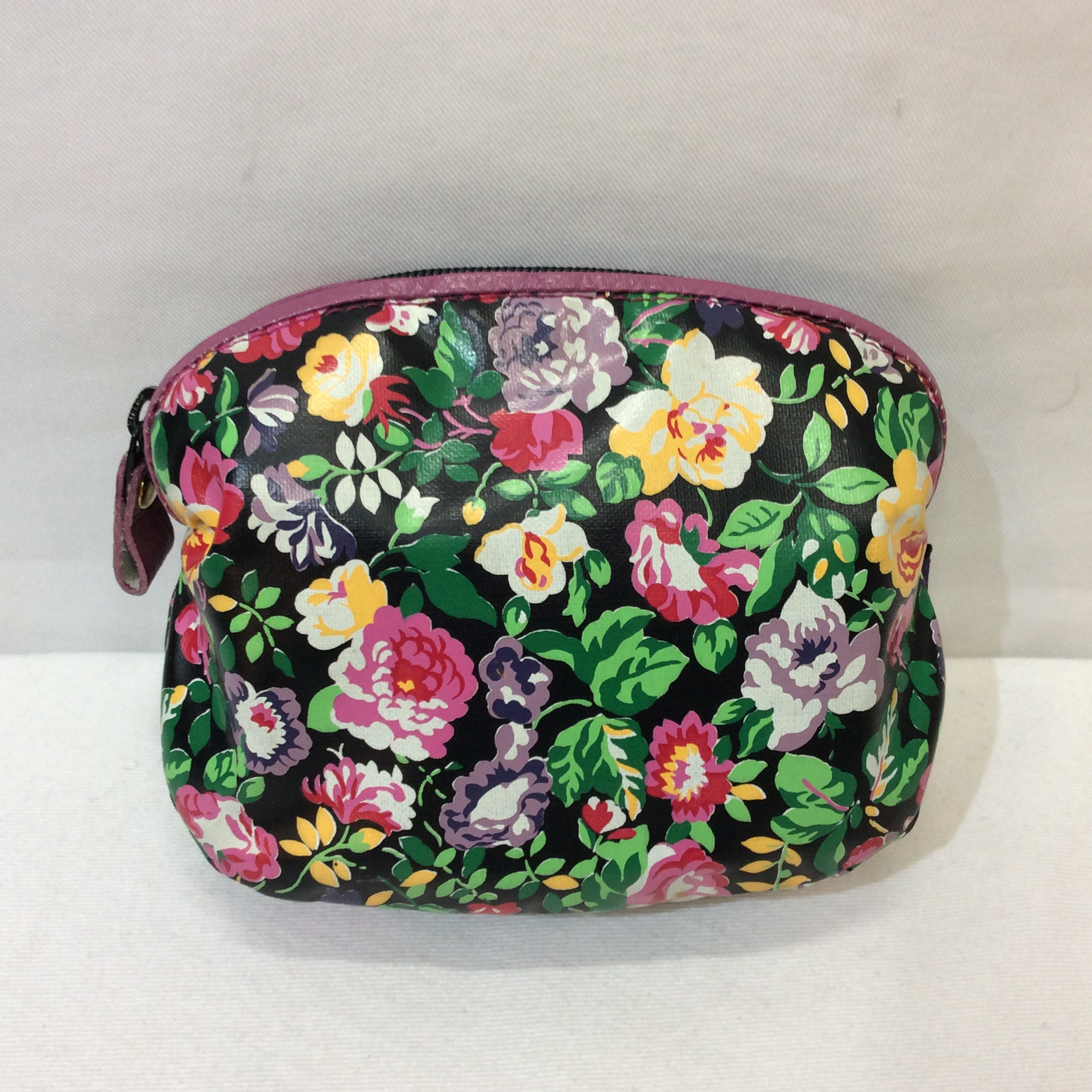 未使用☆KENZO ポーチ ブラック×花柄