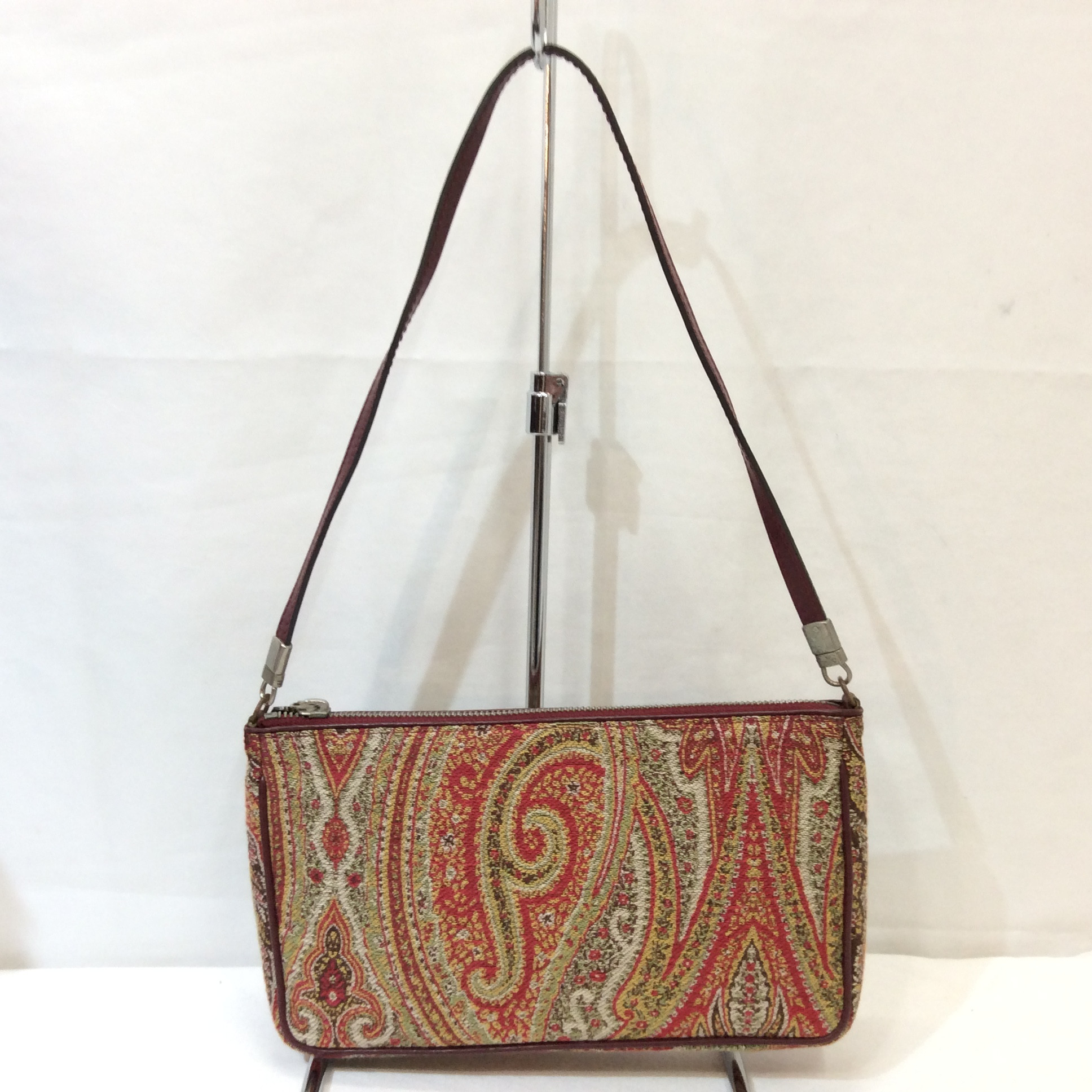 ETRO エトロ アクセサリーポーチ 赤柄