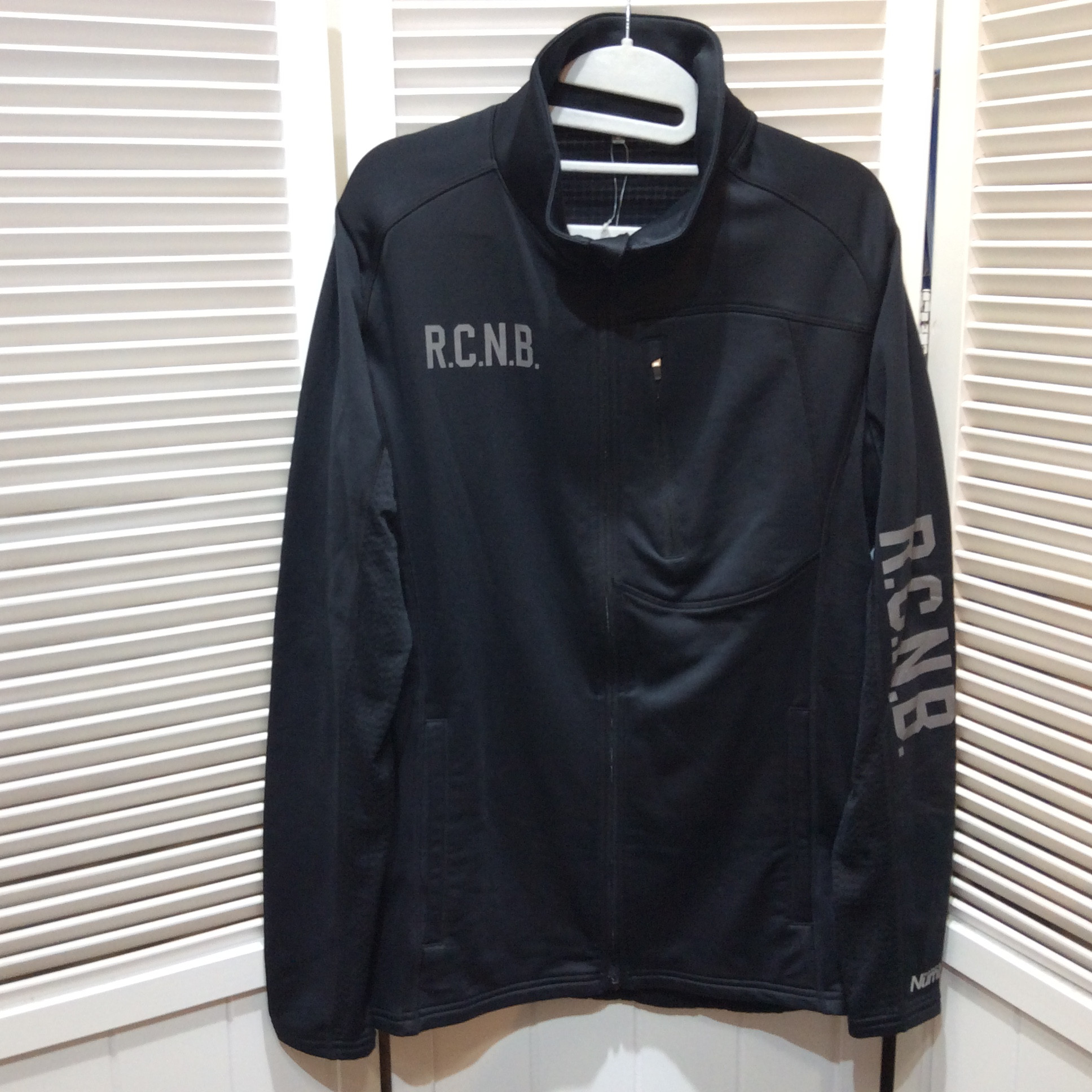 未使用 スポーツ ジップアップ  男女兼用 S  黒