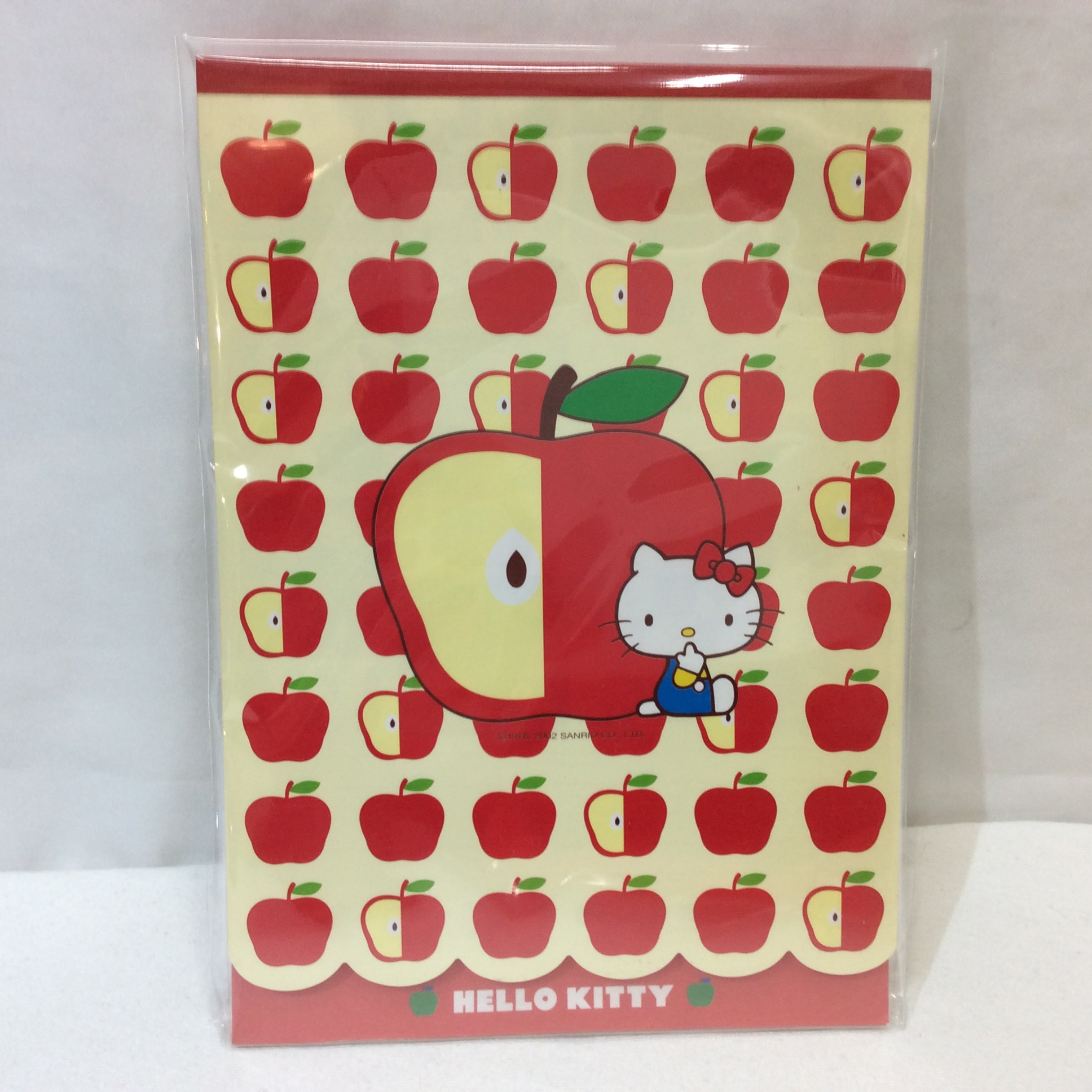 未使用☆ハローキティ メモノート シール付き
