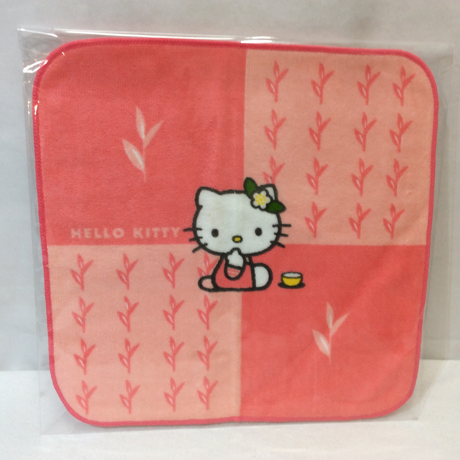 未使用☆ハローキティ ハンドタオル