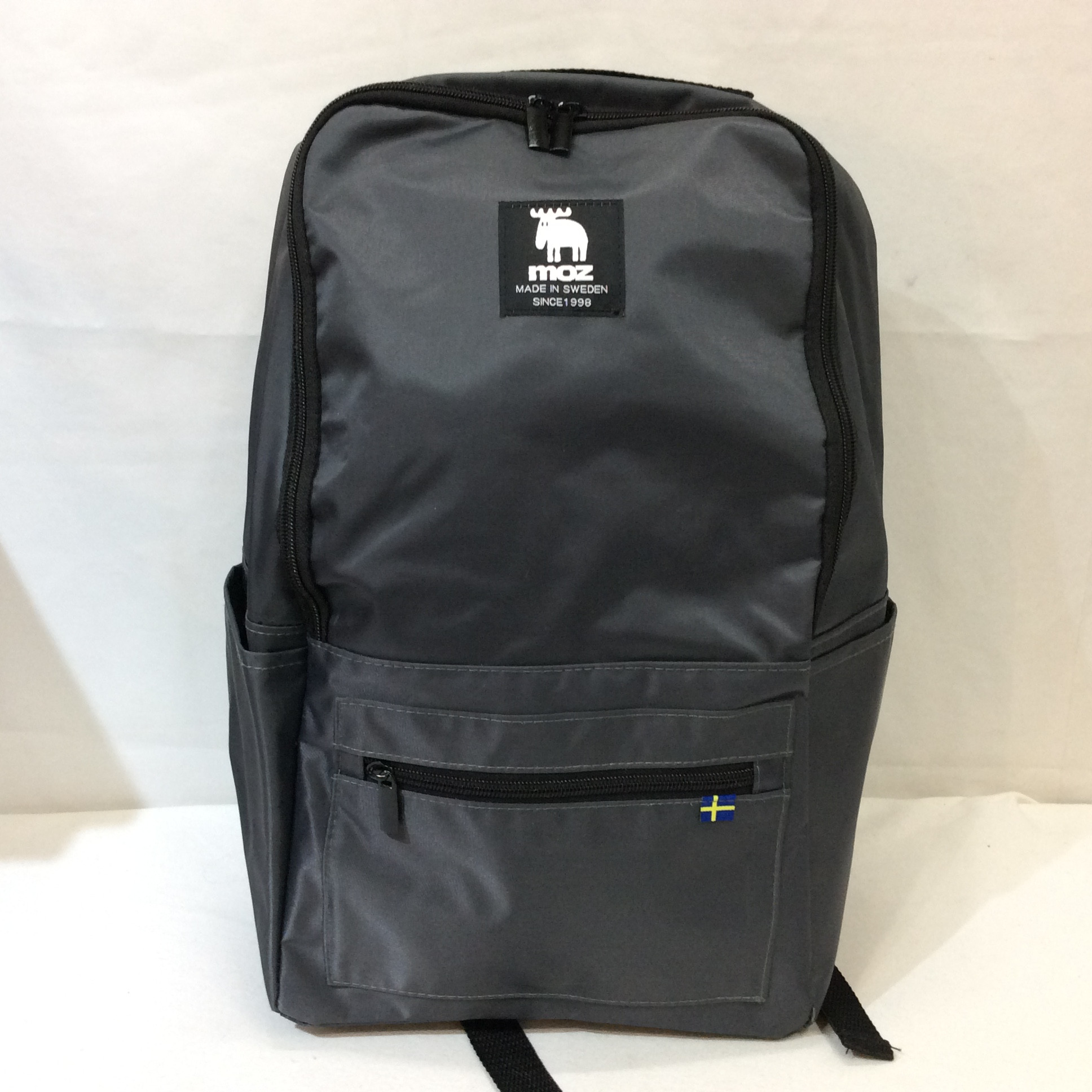 moz モズ ナイロンリュック グレー
