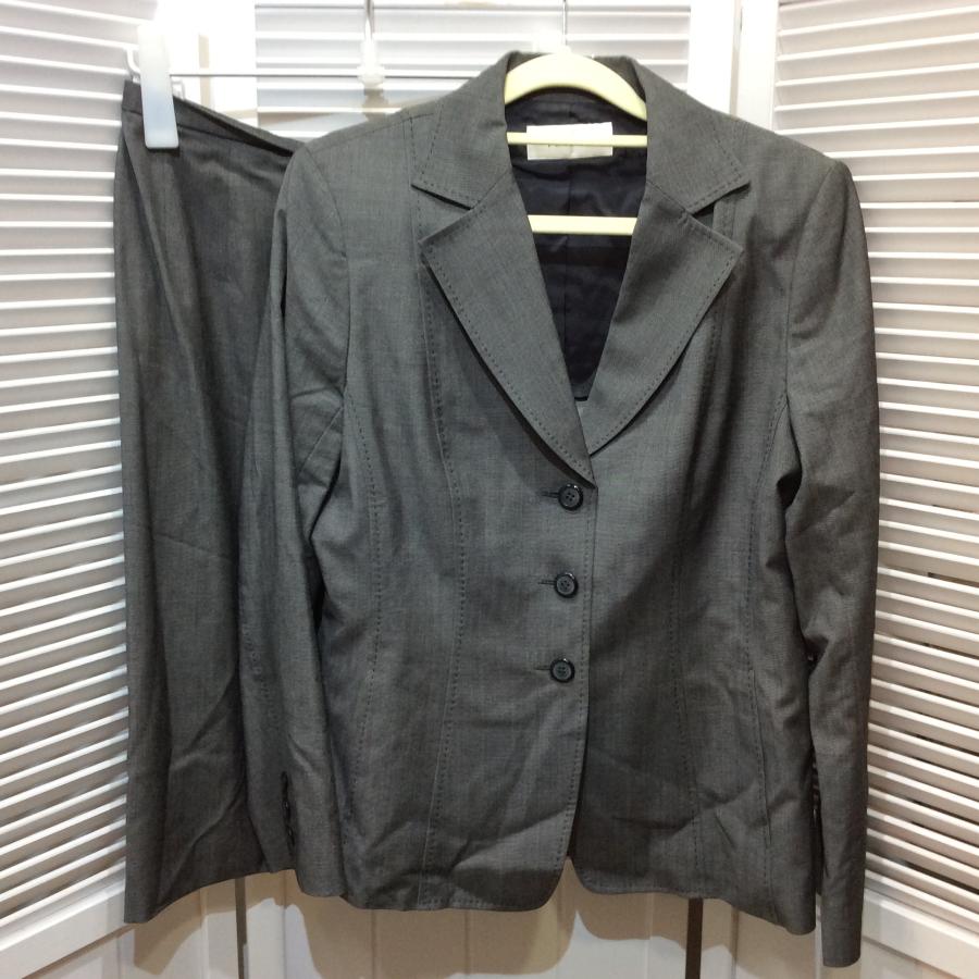 値下げ❗️PINORE ピノーレ レディース シルク混 スーツ 42 グレー