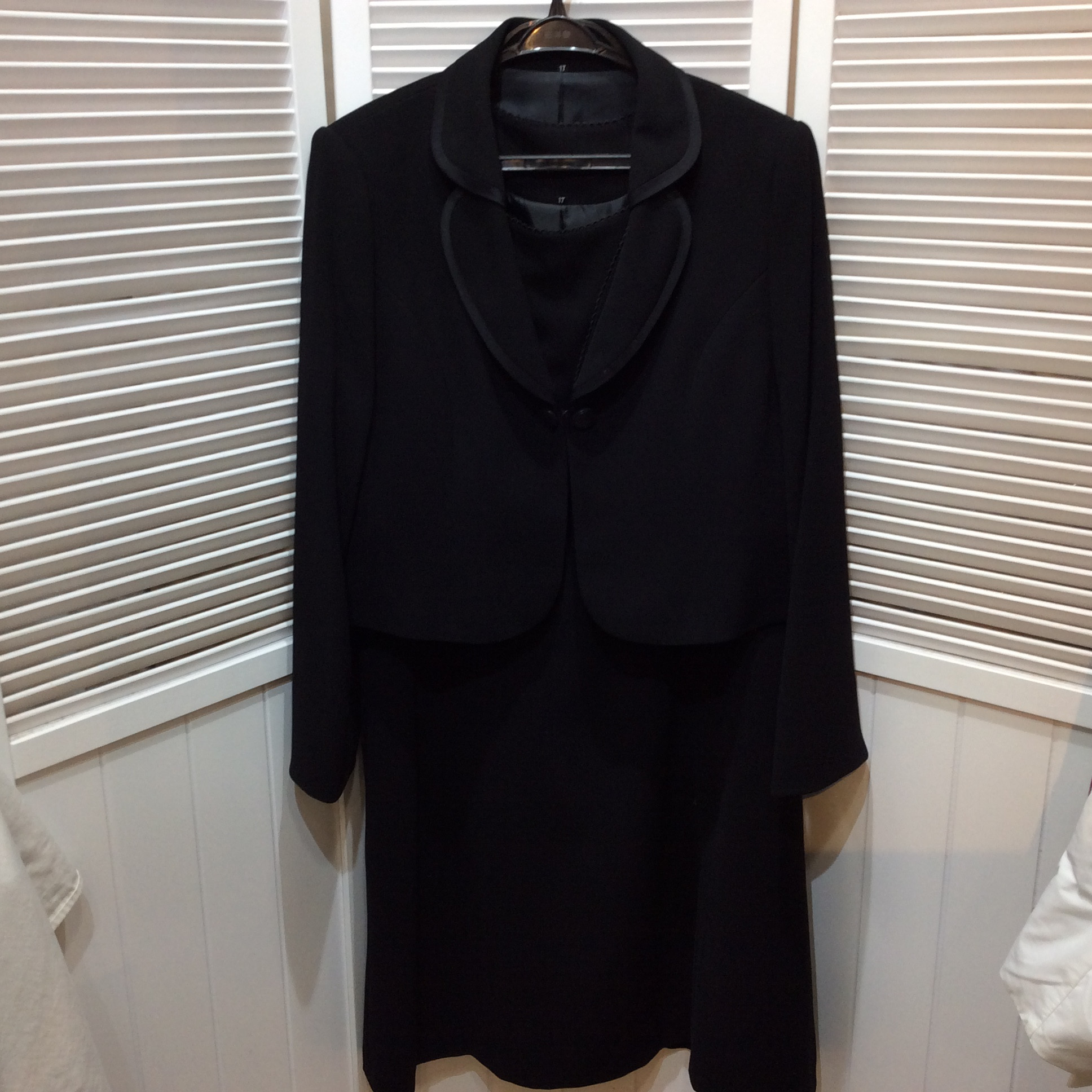 ブラックフォーマル 17号 ジャケット＆ワンピース