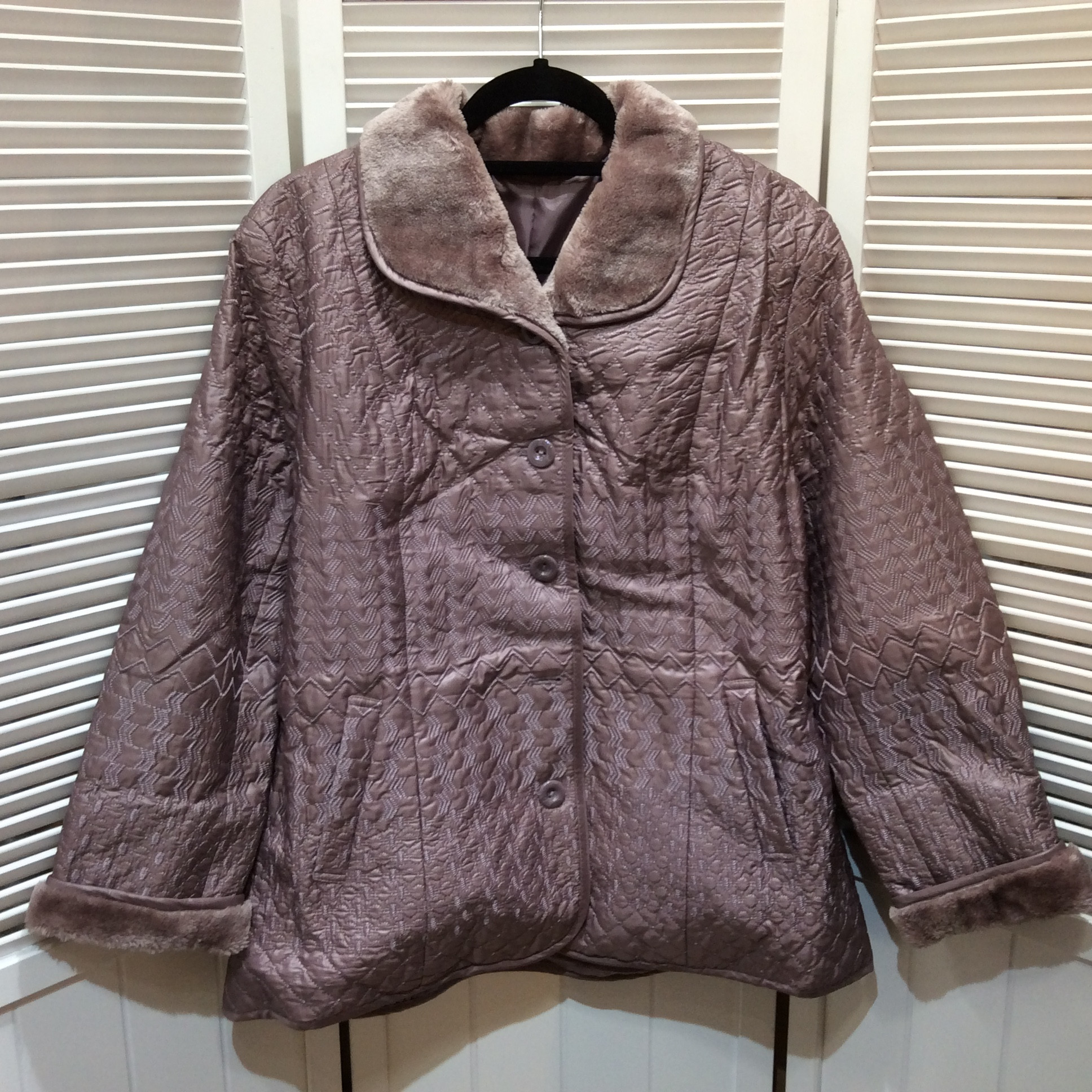 未使用☆レディース 中綿コート 3L パープル 衿＆袖ボア付き