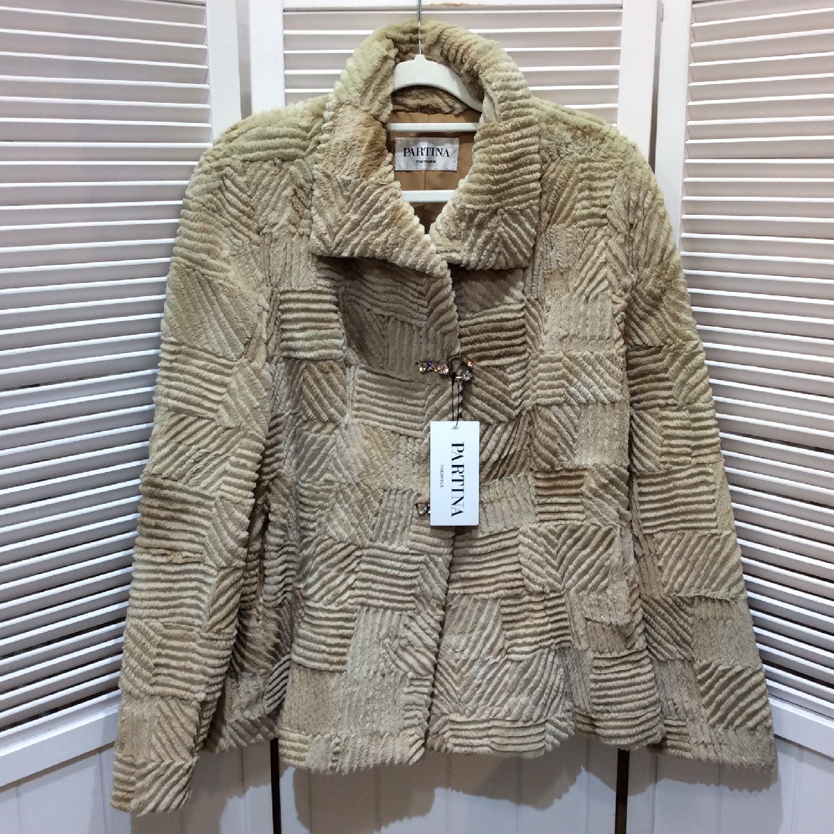 未使用☆PARTINA パルティーナ シェアードビーバージャケット M・L対応 ベージュ