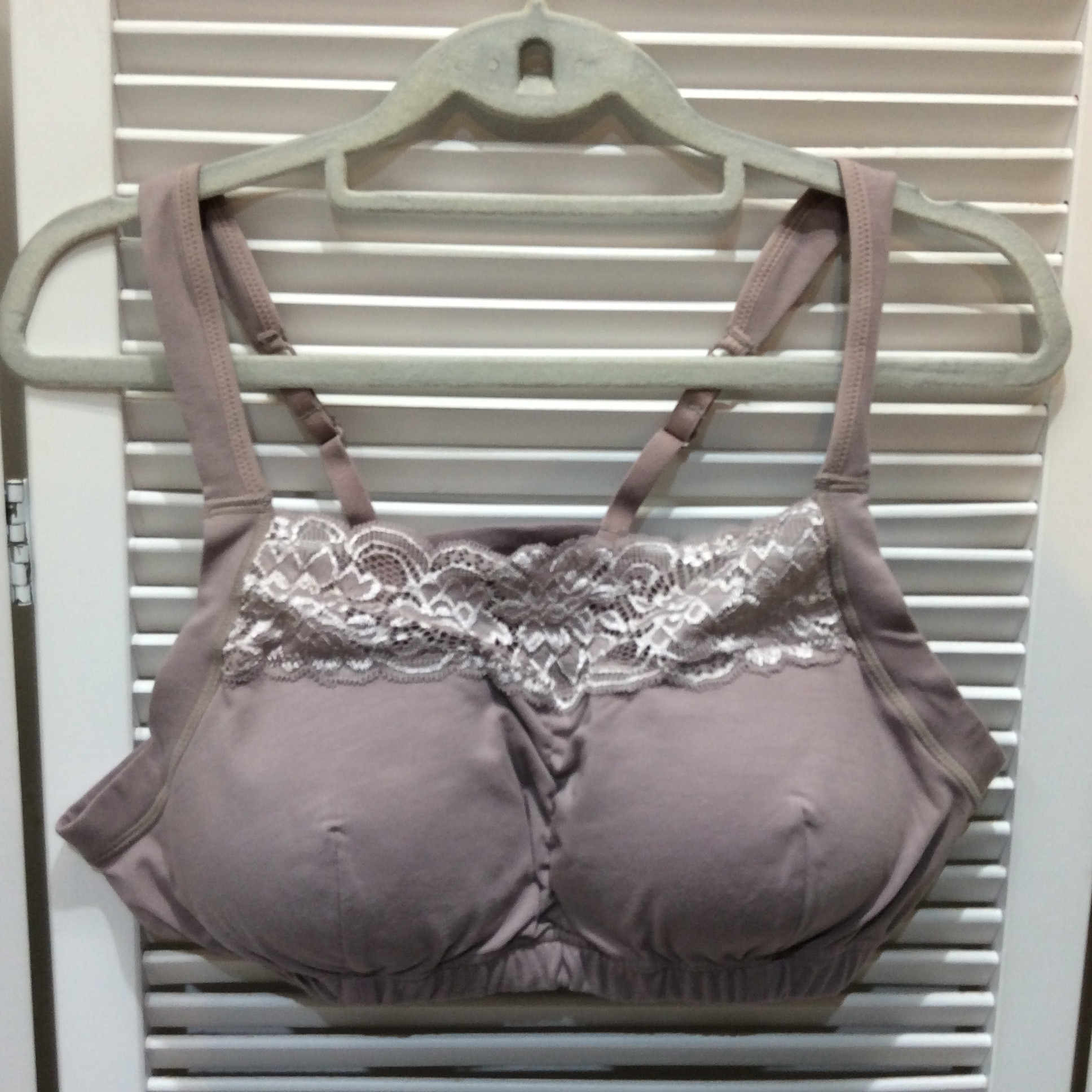 新品 ソフトカップブラ サイズL  ピンクベージュ