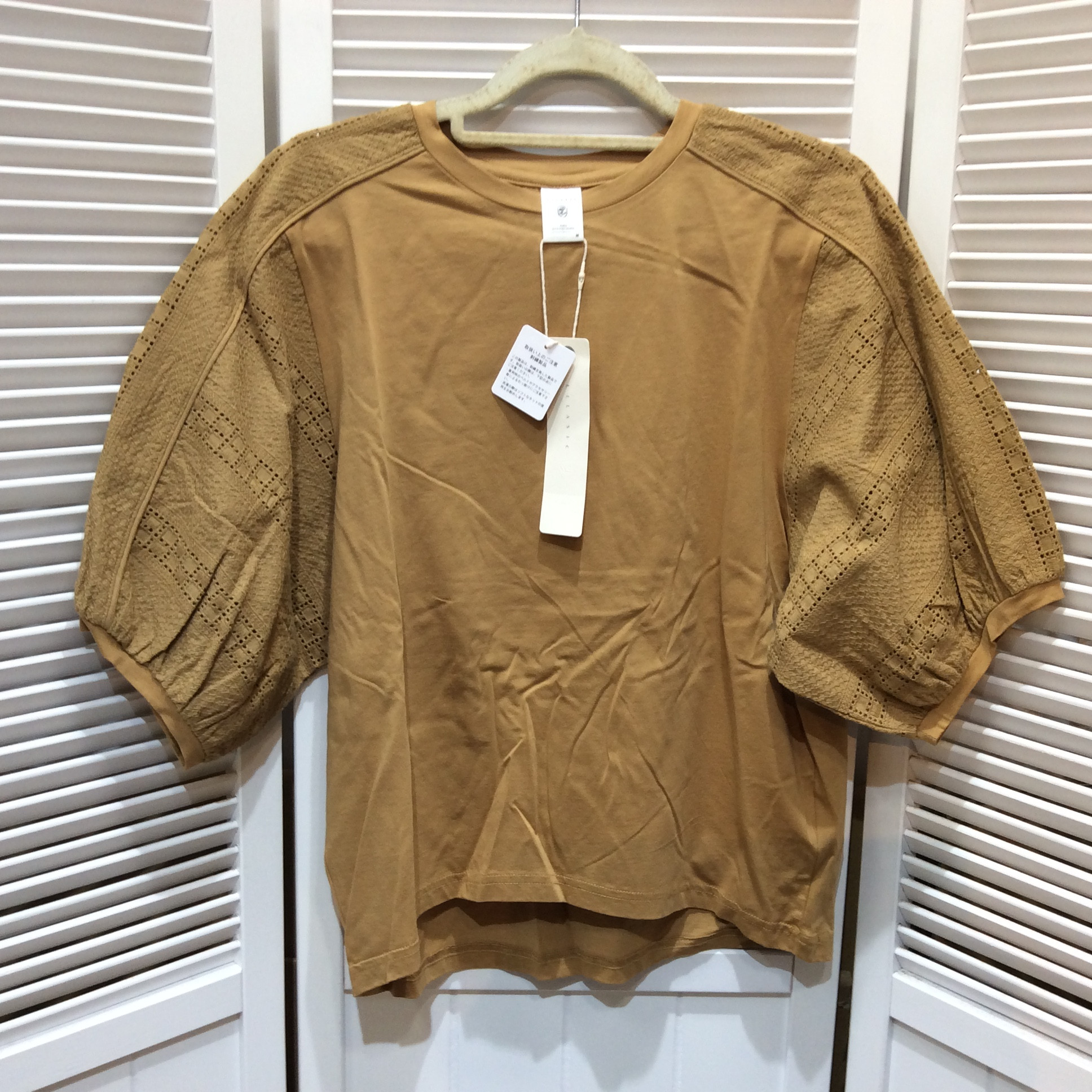 未使用 LILASIC レースボリューム袖 カットソー M  キャメル