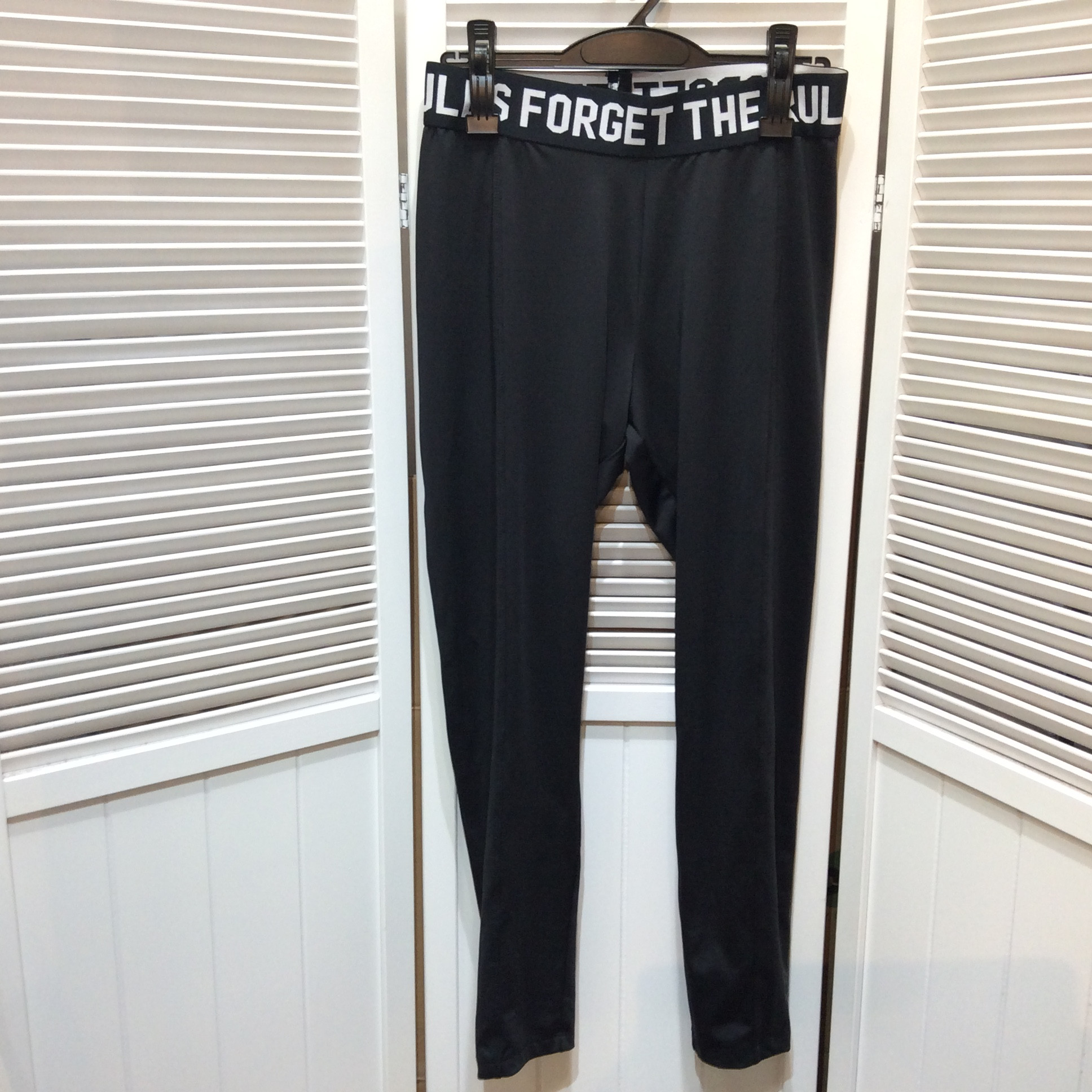 H＆M レギンス  M 黒