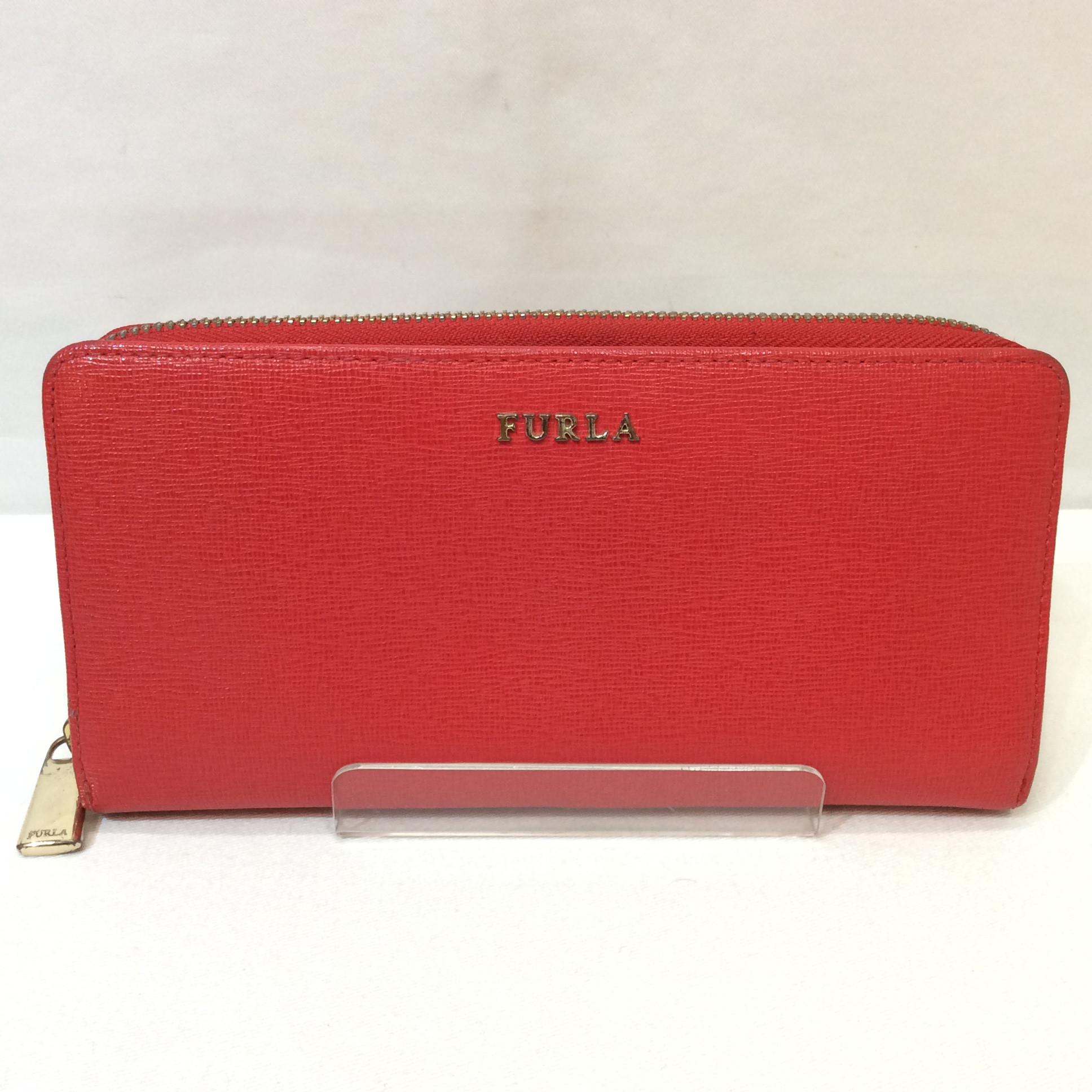 FURLA フルラ ラウンドファスナー式長財布 レッド